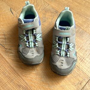 Merrill girls shoes size 12